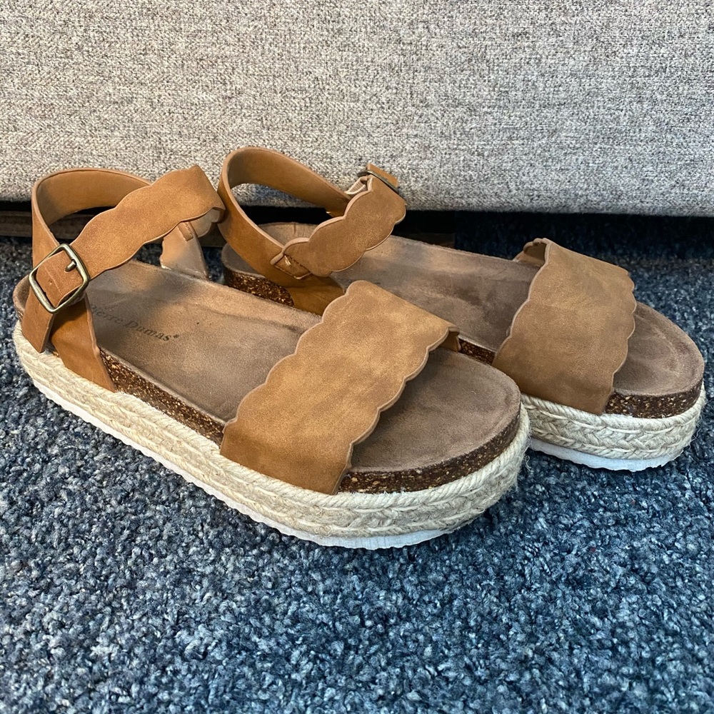 Scalloped Platform Sandals